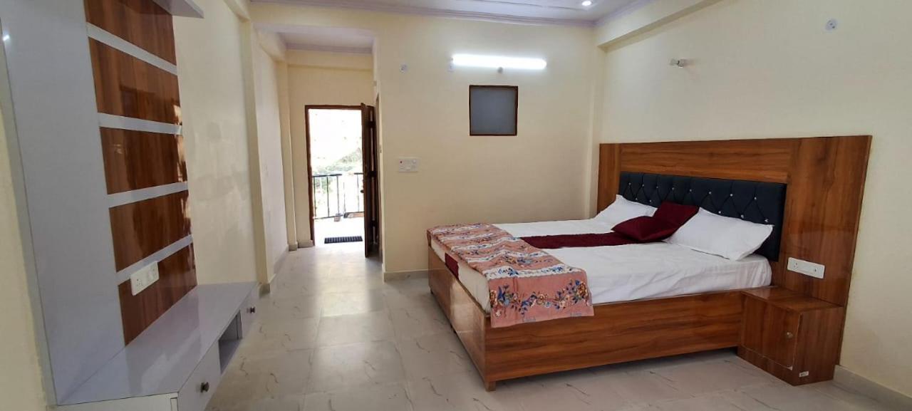 Parvatiya Homestay 무소리에 외부 사진